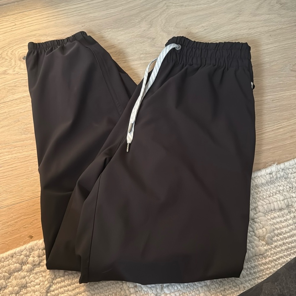 Vuori Women’s Weekend Jogger